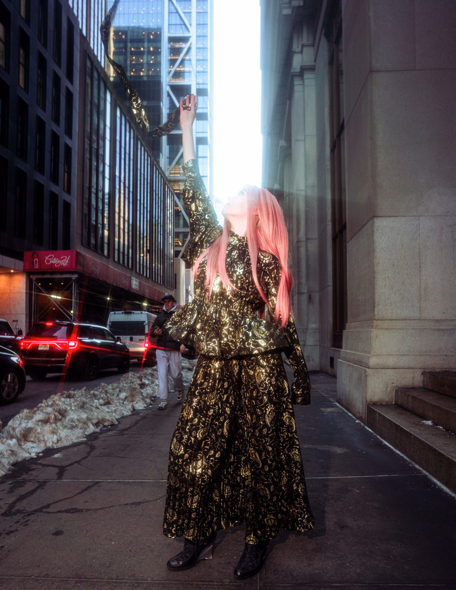 Victoria NYC — frame 17