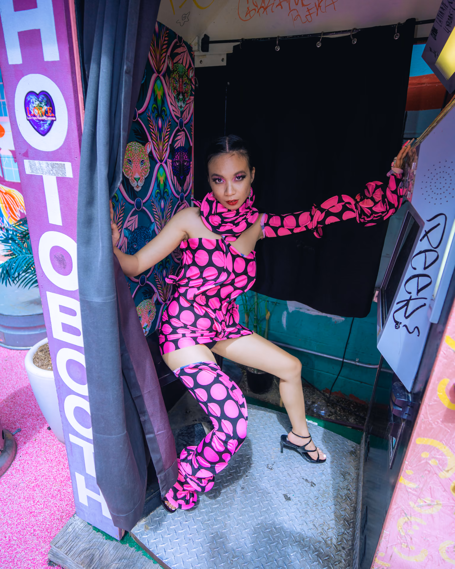 Glaze Fashion Show — frame 19