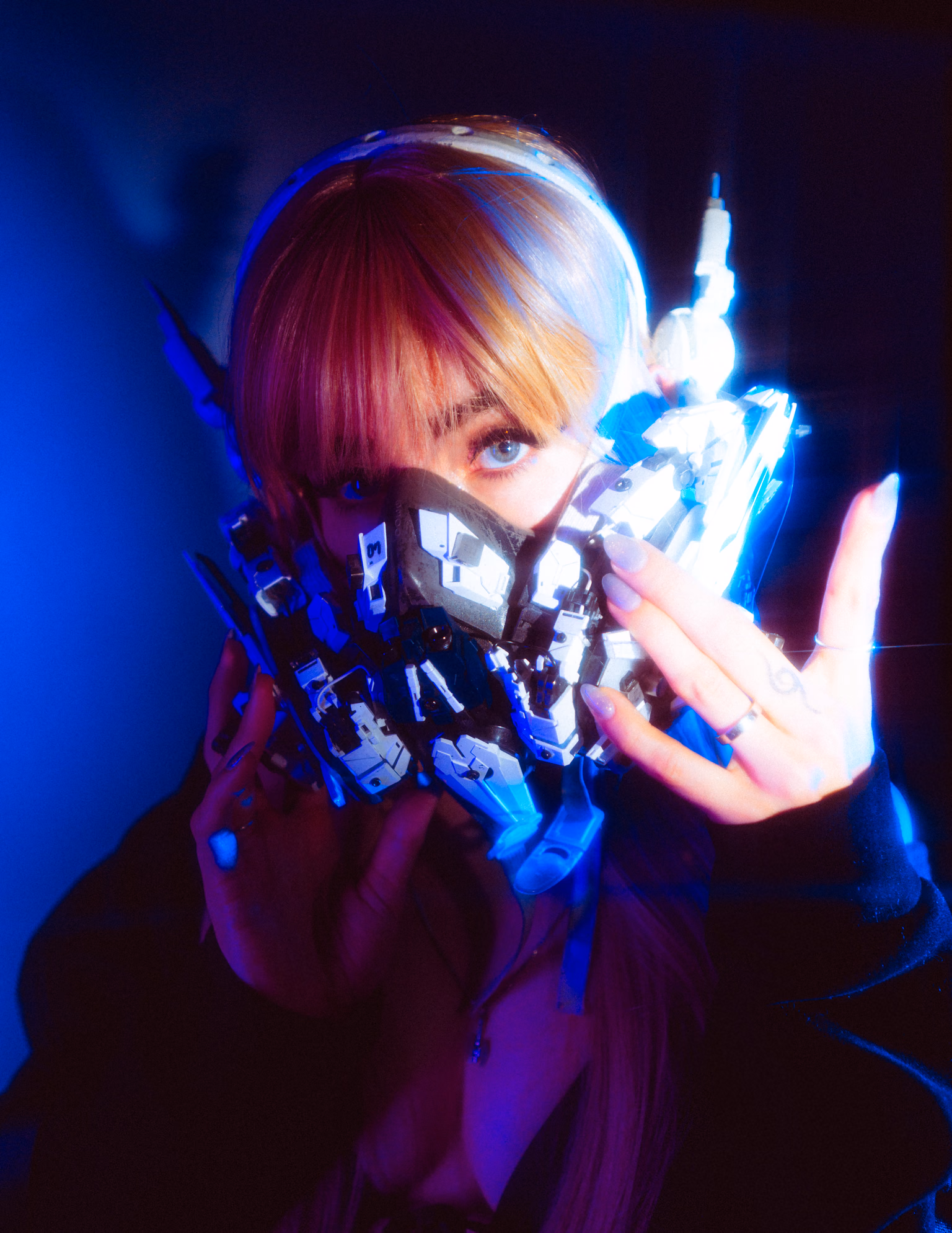 Leah Cyber — frame 4