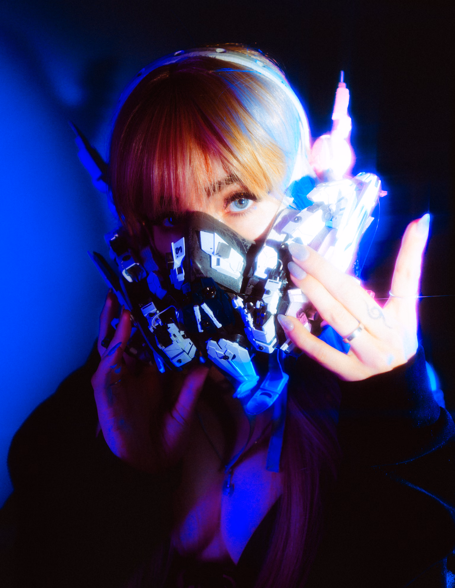 Leah Cyber — frame 2